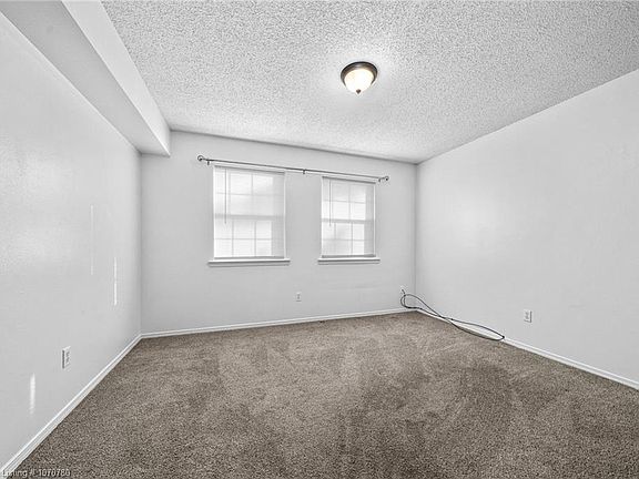 5th image of 302 S Pocola Blvd