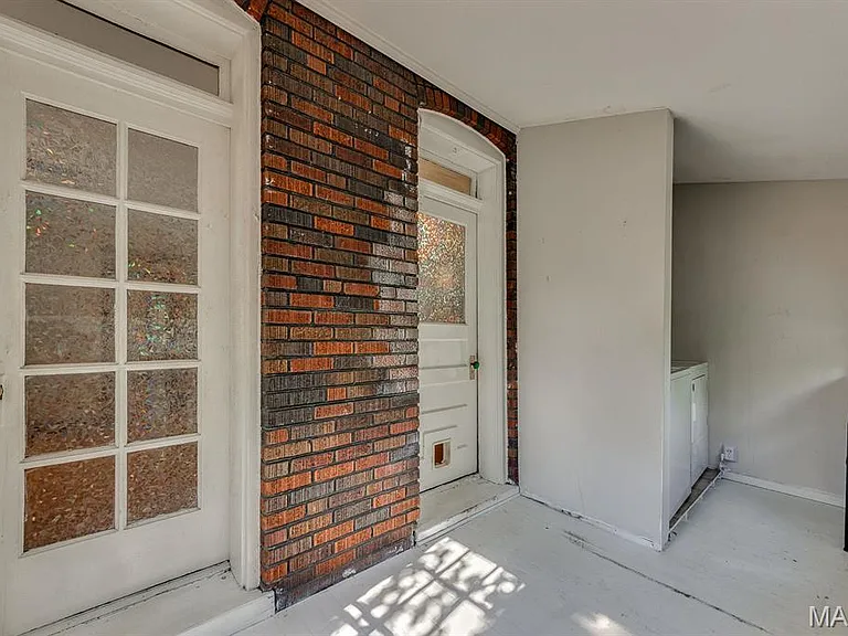 5058 Winona Ave — Photo 19