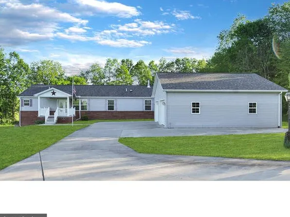 76 Filly Ln, Bruceton Mills, WV 26525