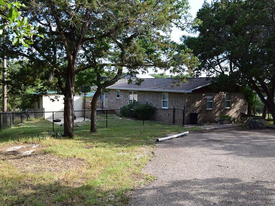 1st image of 15 Bluff Dr