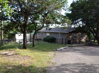 15 Bluff Dr, Morgans Pt Resort, TX 76513