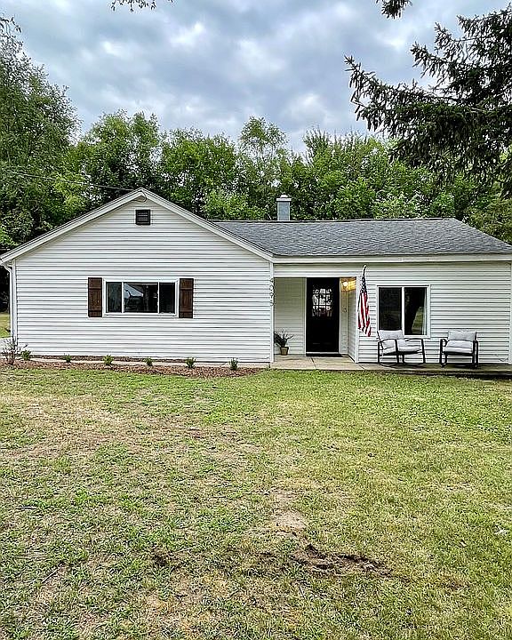 1st image of 4095 Jordan Dr