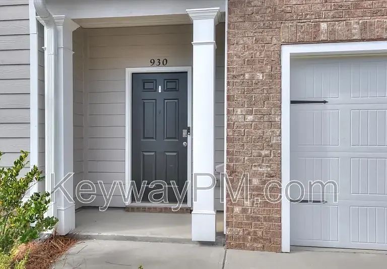 930 Quaint Parish Cir — Photo 2