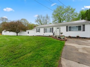 2469 Hewitt Gifford Rd SW, Warren, OH 44481