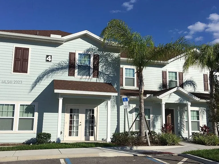 8967 Shine Dr — Photo 41