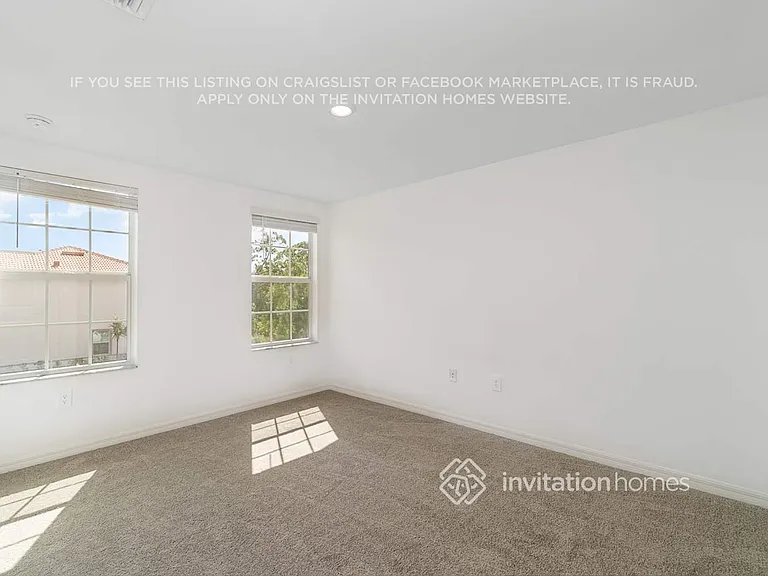 7165 Greenwood Park Cir — Photo 12