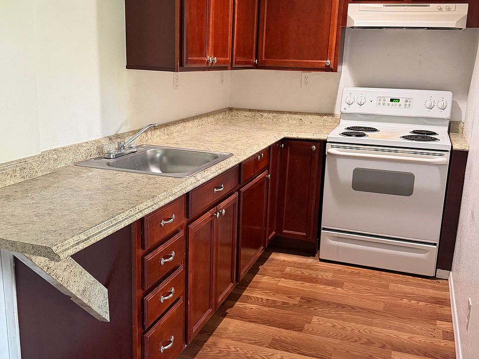 1st image of 24809 SE 235th Pl