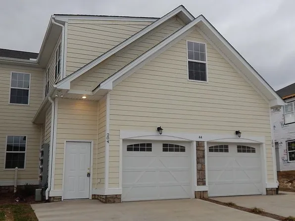44 Windgate Cir #204, Fishersville, VA 22939
