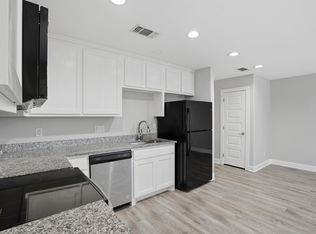 1022 W Shepherd St, Denison, TX 75020