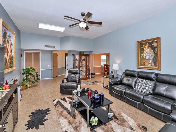 3rd image of 14471 N Boswell Blvd