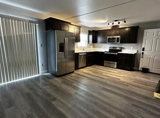 367 W Cleveland St APT 5, Woodburn, OR 97071