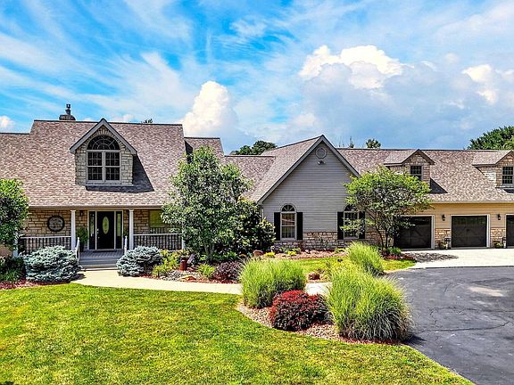 3rd image of 177 Schrake Rd #347