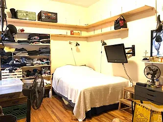 Rented by Lang Realty LLC