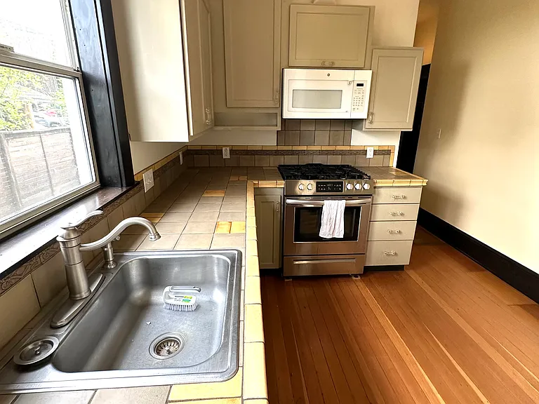2515 SE 23rd Ave #1 — Photo 19