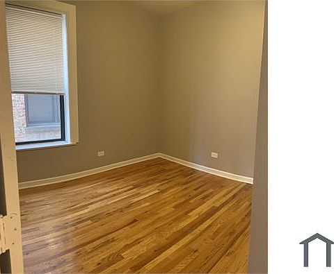 5th image of 5910 S King Dr #2