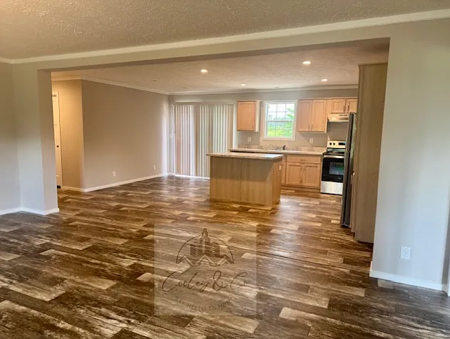 73 Maple Tree Lane - 1 — Photo 3