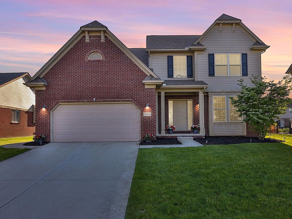 1st image of 38313 Pine Dr