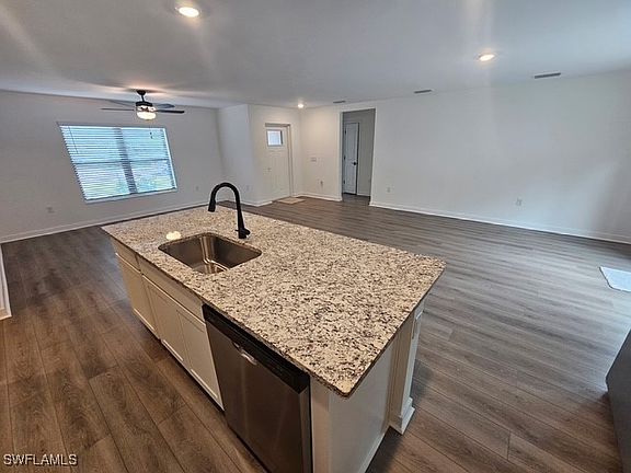 2nd image of 723 Brannen Ave