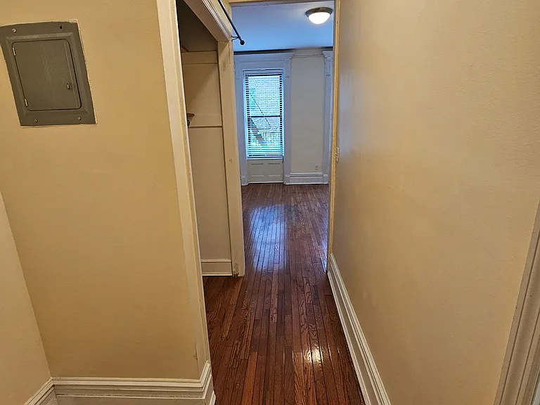 120 E 82nd St #12 — Photo 1