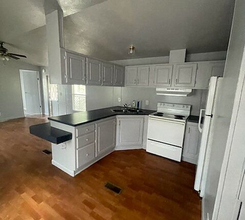 5th image of 142 Pelt Ln