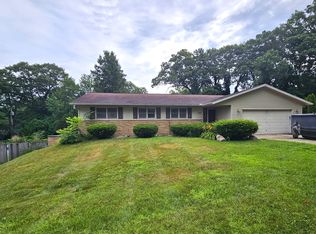 2721 N Jongkind Park Dr, La Porte, IN 46350