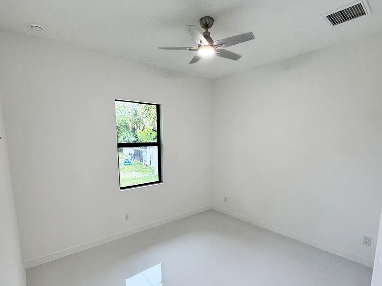 728 Crestline Ave S — Photo 23