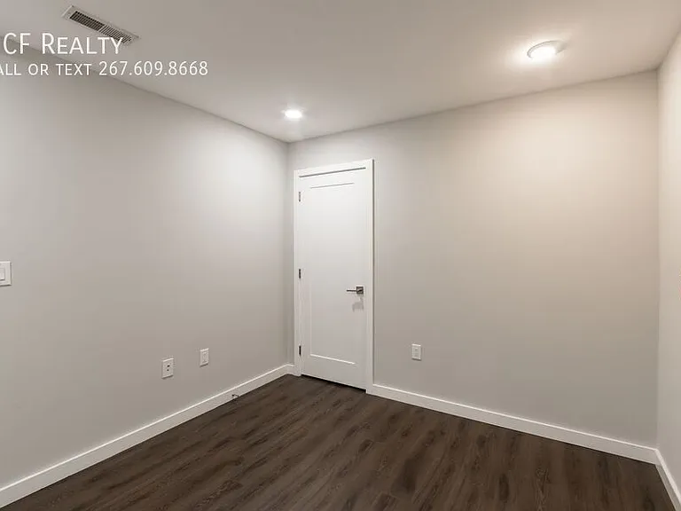 751 N 20th St #1 — Photo 13