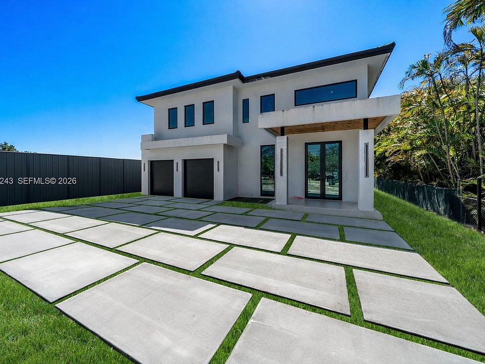 1st image of 8620 SW 112th St