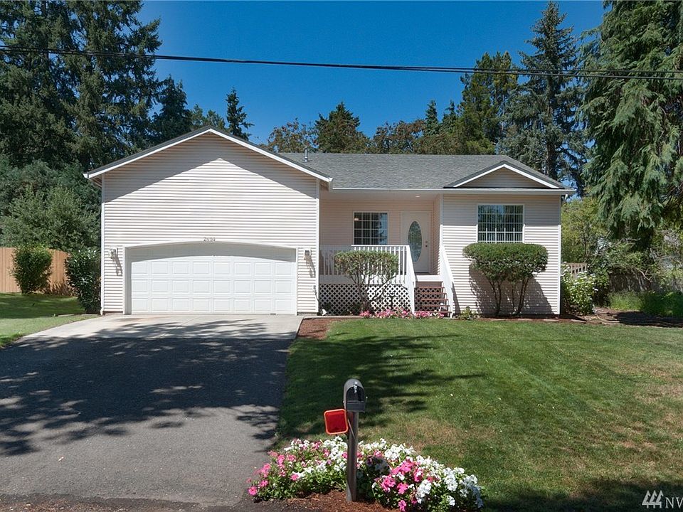 1st image of 2604 NE 58th St