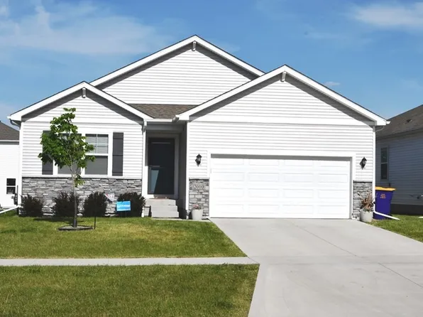 2010 N 7th St, Indianola, IA 50125