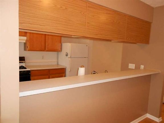 3rd image of 7012 S Cannon Place Dr NE
