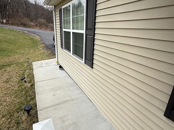 5th image of 5127 Emoryville Rd