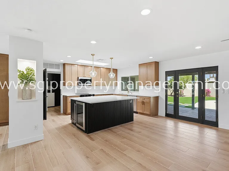 5040 E Columbine Dr — Photo 11
