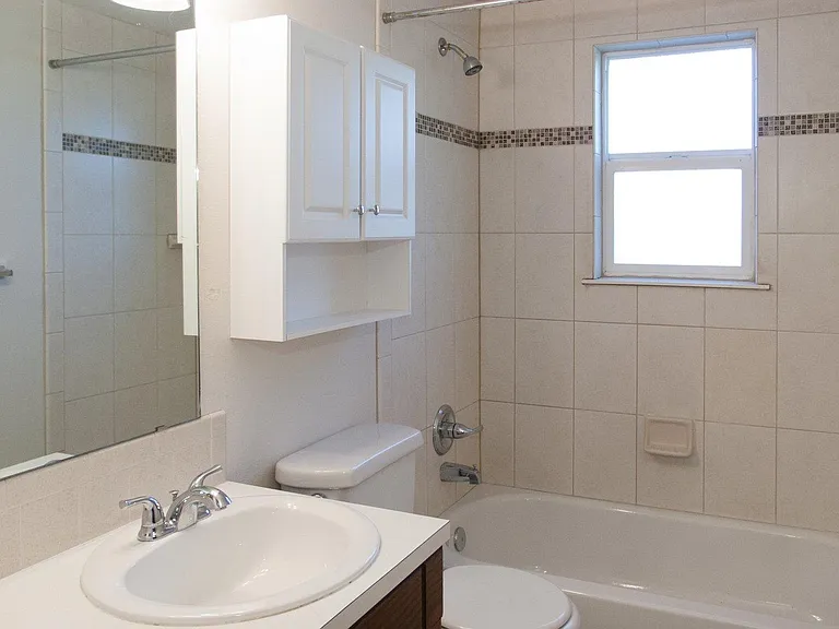 2628 Leisure Dr — Photo 16