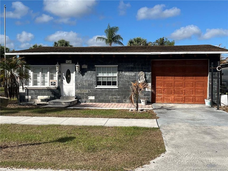 1st image of 4800 SE Ebbtide Ave