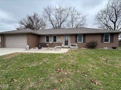950 Cottonwood Dr, Columbus, IN, 47203