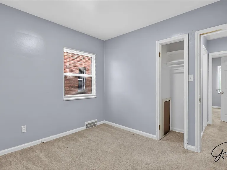 10644 Stratman St — Photo 14