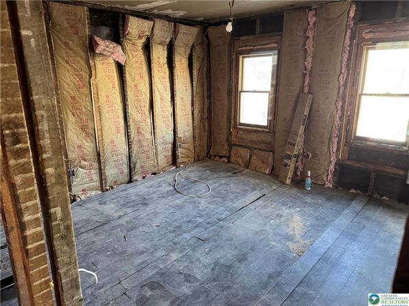 422 White St, Bowmanstown, PA 18030