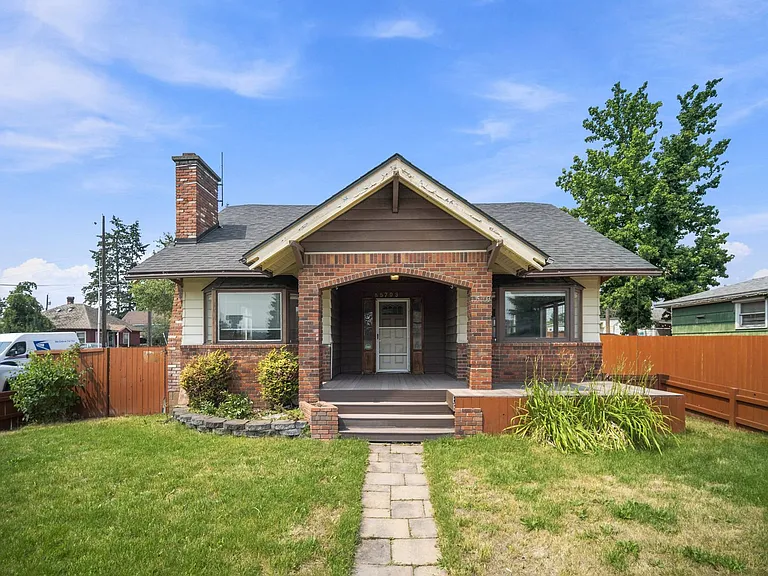 5703 N Regal St — Photo 19