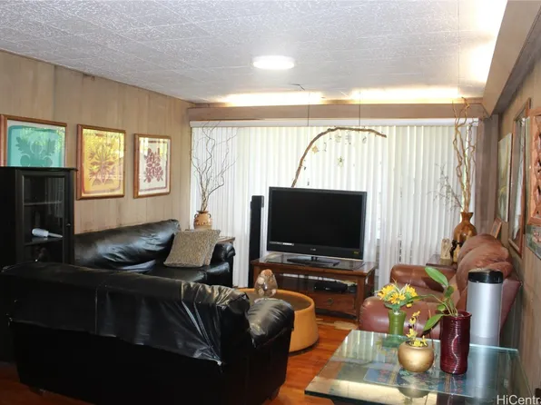 94-985 Nalii St, Waipahu, HI 96797