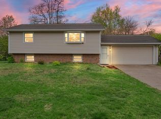 5845 W Skyline Dr, La Porte, IN 46350