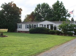 140 Sam Wilkins Ln, Barco, NC 27917