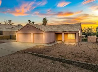 1832 E Calle Agrada Dr, Fort Mohave, AZ 86426
