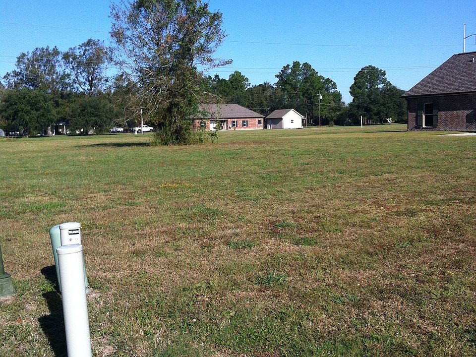 1st image of Highland Lakes - 121 Abby Lake Drive