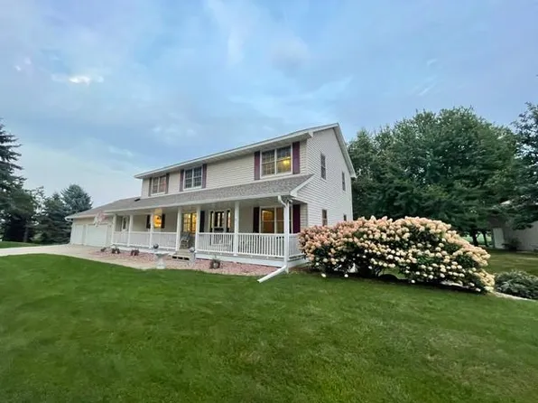 4614 215th St E, Hampton, MN 55031