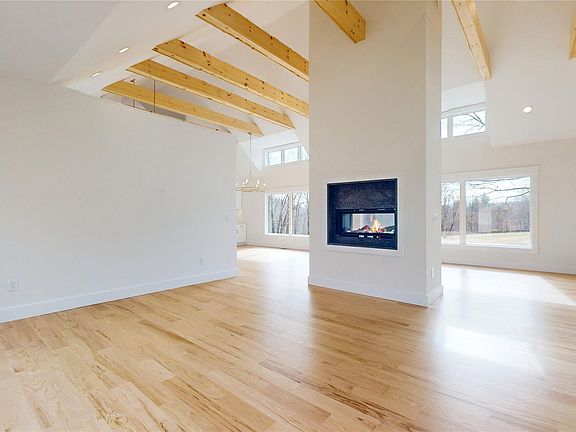2nd image of 120 Harmony Road