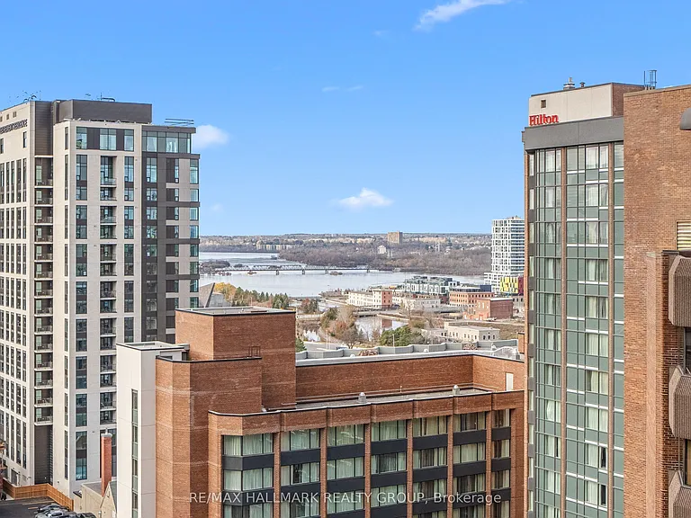340 Queen St #1403 — Photo 26