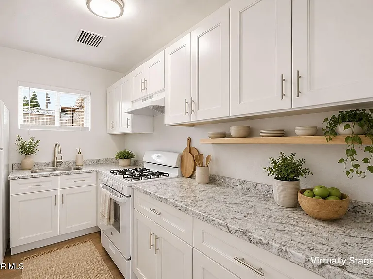 2413 Copper Ave #A — Photo 14