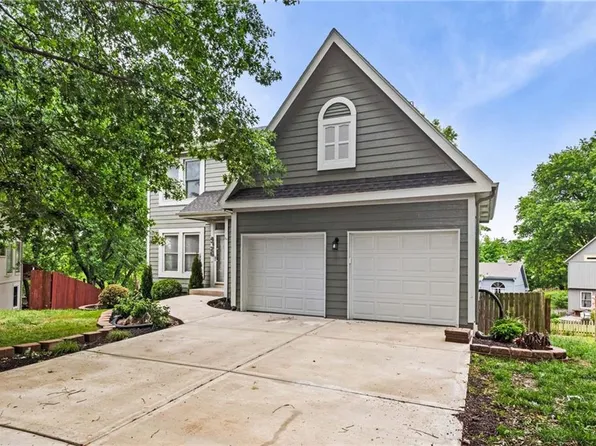 4726 Brockway St, Shawnee, KS 66226