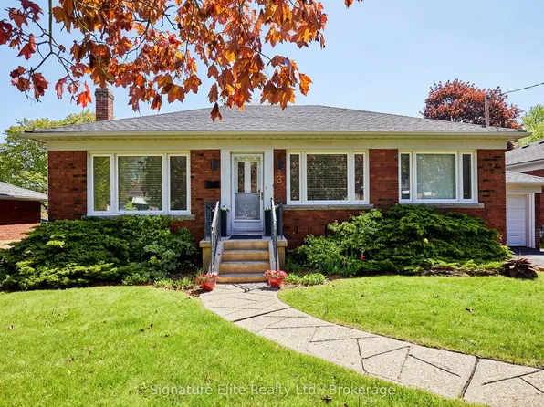 3 Kingsmere Cres, Toronto, ON M1M 3B2